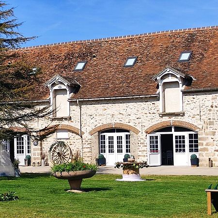 Domaine De La Ferme De Mont Bed and Breakfast Mormant Eksteriør billede