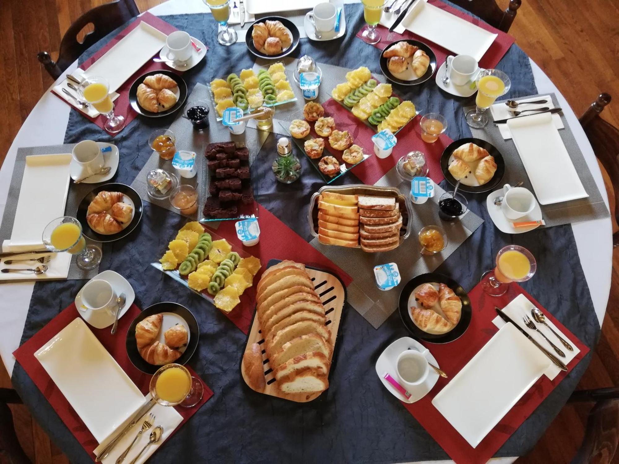 Domaine De La Ferme De Mont Bed and Breakfast Mormant Eksteriør billede